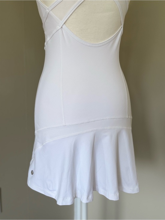 lululemon athletica Dresses & Skirts - Lululemon White Athletic Tennis Dress with Flared Skirt Size Small Golf Pickleba